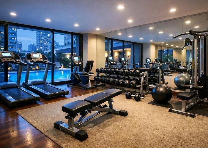 Apartment Sukhumvit 13 Near Bts Nana Gym, Pool Netflix *